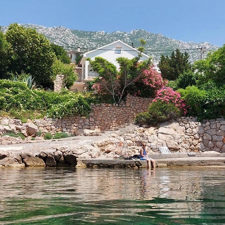 Apartman Grospic Cesarica Exterior photo