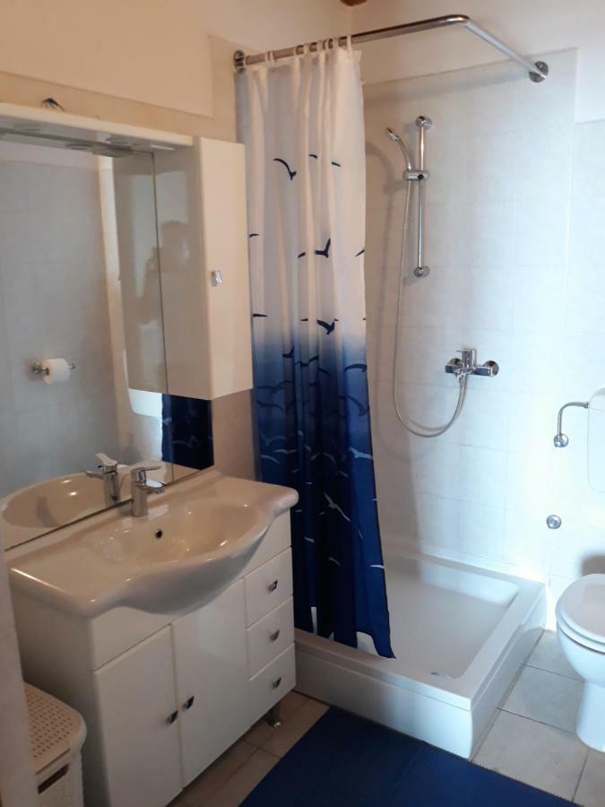 Apartman Grospic Cesarica Exterior photo